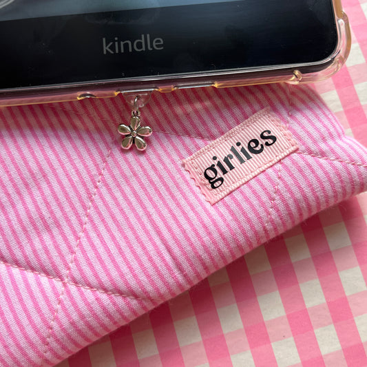 Daisy  Chapter Charm
