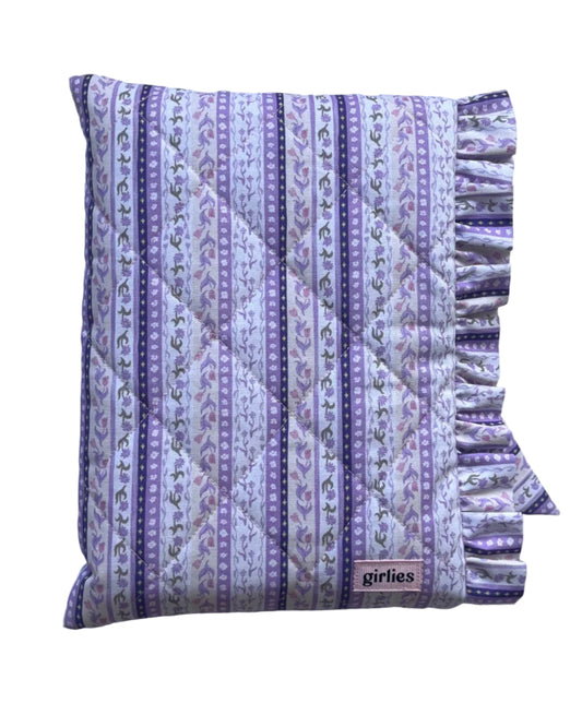 Romantasy Book Sleeve